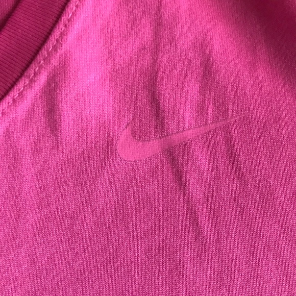 Like new Nike pink shirt - Picture 3 of 3